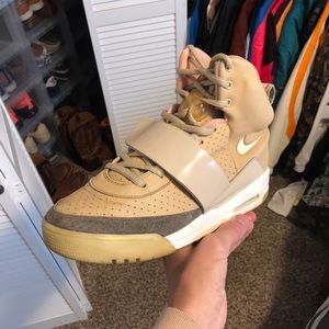 nike yeezy 1 tan